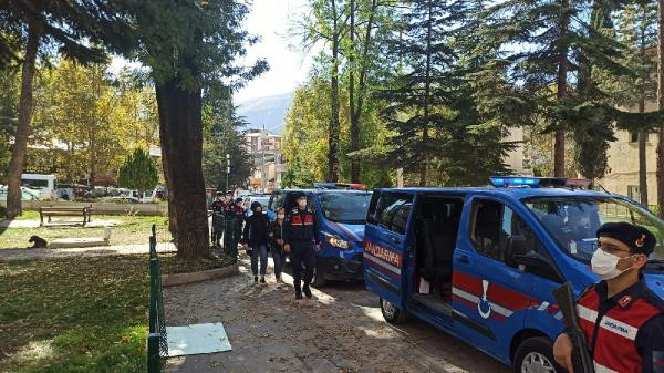 Öldürülen adamın ayak izleri katilleri ele verdi - Resim : 2