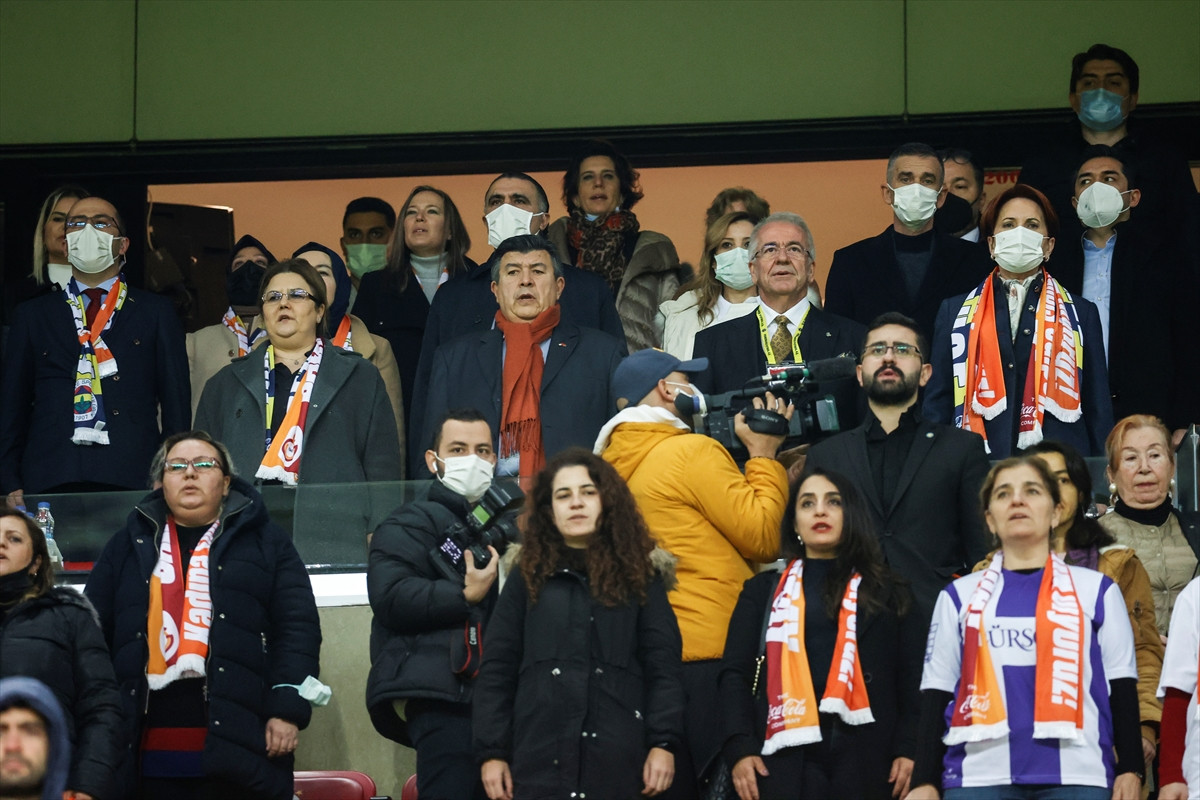 Fenerbahçe kadın takımı dostluk maçında Galatasaray'ı 7-0 yendi - Resim : 6