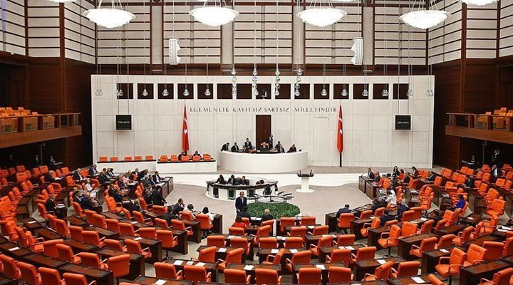 Cüneyt Özdemir hükümetin son kararına fena baş kaldırdı - Resim : 2
