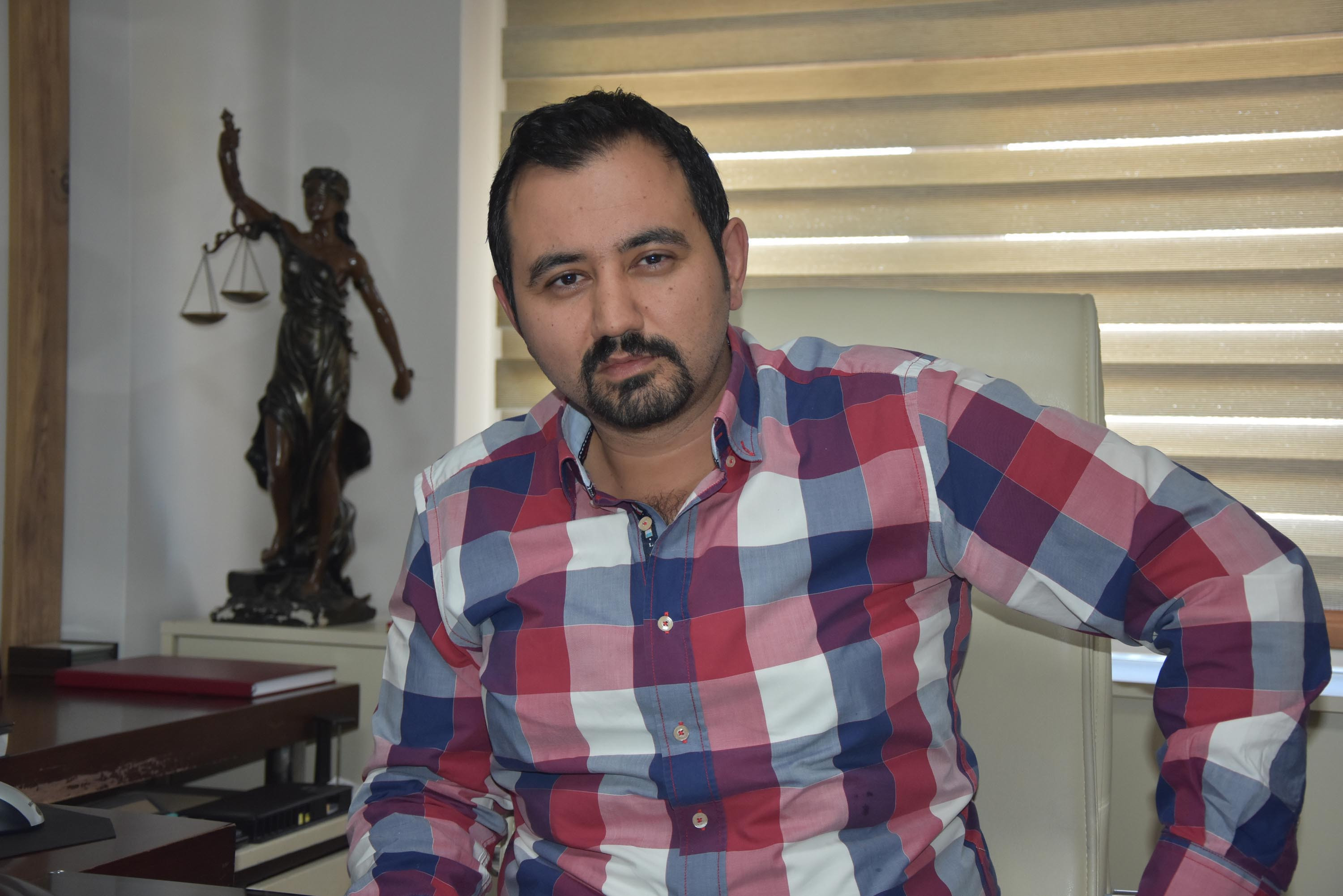 Böyle ebe olur mu? Doğum sırasında bebeği geri rahime ittiler. 1974 yılından bu yana böyle bir olay yaşanmadı' - Resim : 3