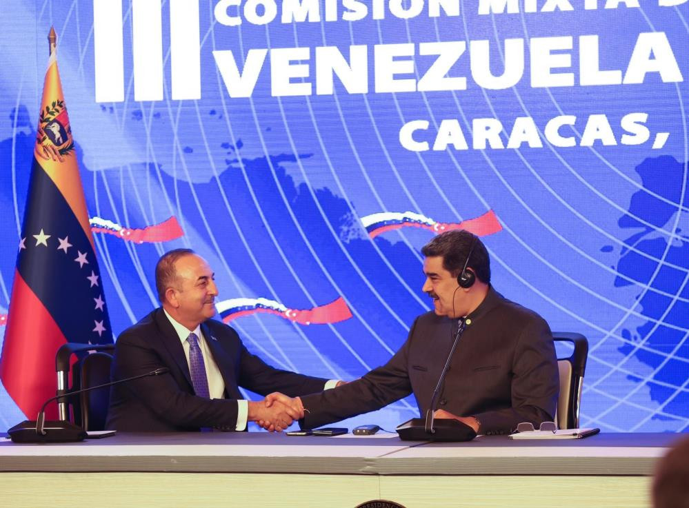 Çavuşoğlu, Venezuela Devlet Başkanı Maduro ile görüştü - Resim : 3