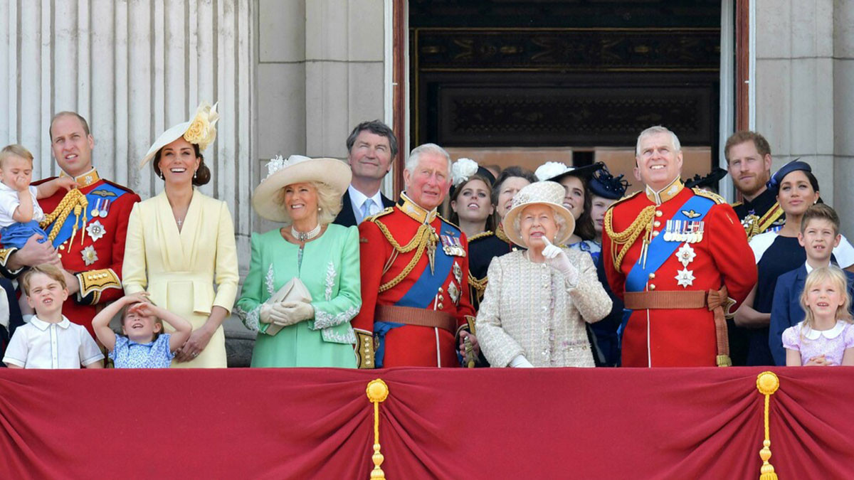 Tam 70 yıldır İngiltere'de kral yoktu: Kraliçe Elizabeth'ten sonra tahta kim geçecek - Resim : 1