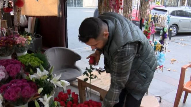 İstiklal bombacısı teröristin gül aldığı satıcı konuştu - Resim : 3