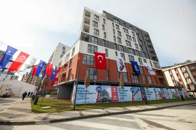 İmamoğlu: 16 milyon insanın iradesini yok saymalarına asla izin vermeyeceğiz! - Resim : 4