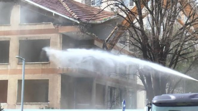 İmamoğlu’ndan Şehircilik Bakanlığı’na çağrı 'Bütün binaları KİPTAŞ yenileyemez, Bugün doğru bir karar alalım’ - Resim : 3
