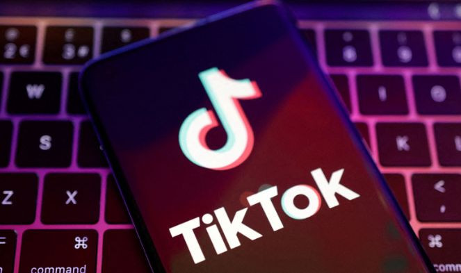 TikTok'tan 18 yaşından küçüklere yasak! Sınırlama getirildi - Resim : 1
