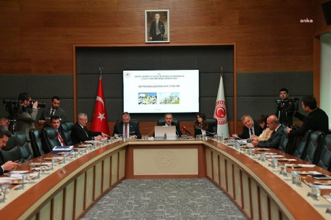 CHP’li Erol’dan, AKP’li Bakbak’a: Biz daha iktidar olmadan muhalefete alıştınız - Resim : 1