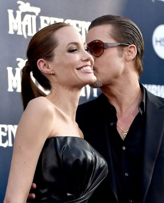 Brad Pitt 39 milyon dolarlık malikanesini satmayı başardı - Resim : 2