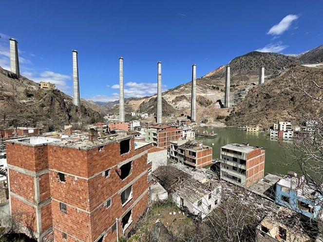Yusufeli Barajı'nda su yüksekliği 100 metreyi aştı - Resim : 4
