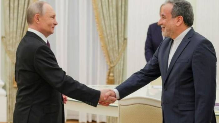 Moskova'da kritik görüşme: Putin ve Arakçi bir araya geldi