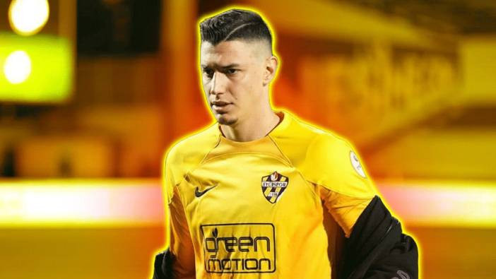 Berke Özer transferi bitti! Sözleşmeye imza atıyor: Galatasaray...