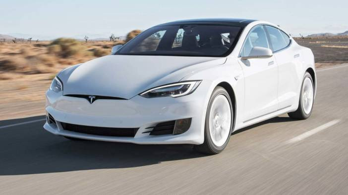 Tesla'dan elektrikli araçlara yeni özellik