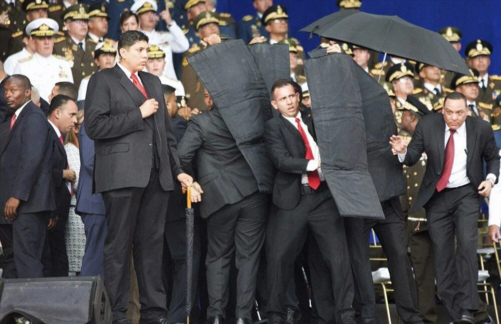 Maduro'ya saldırı anı