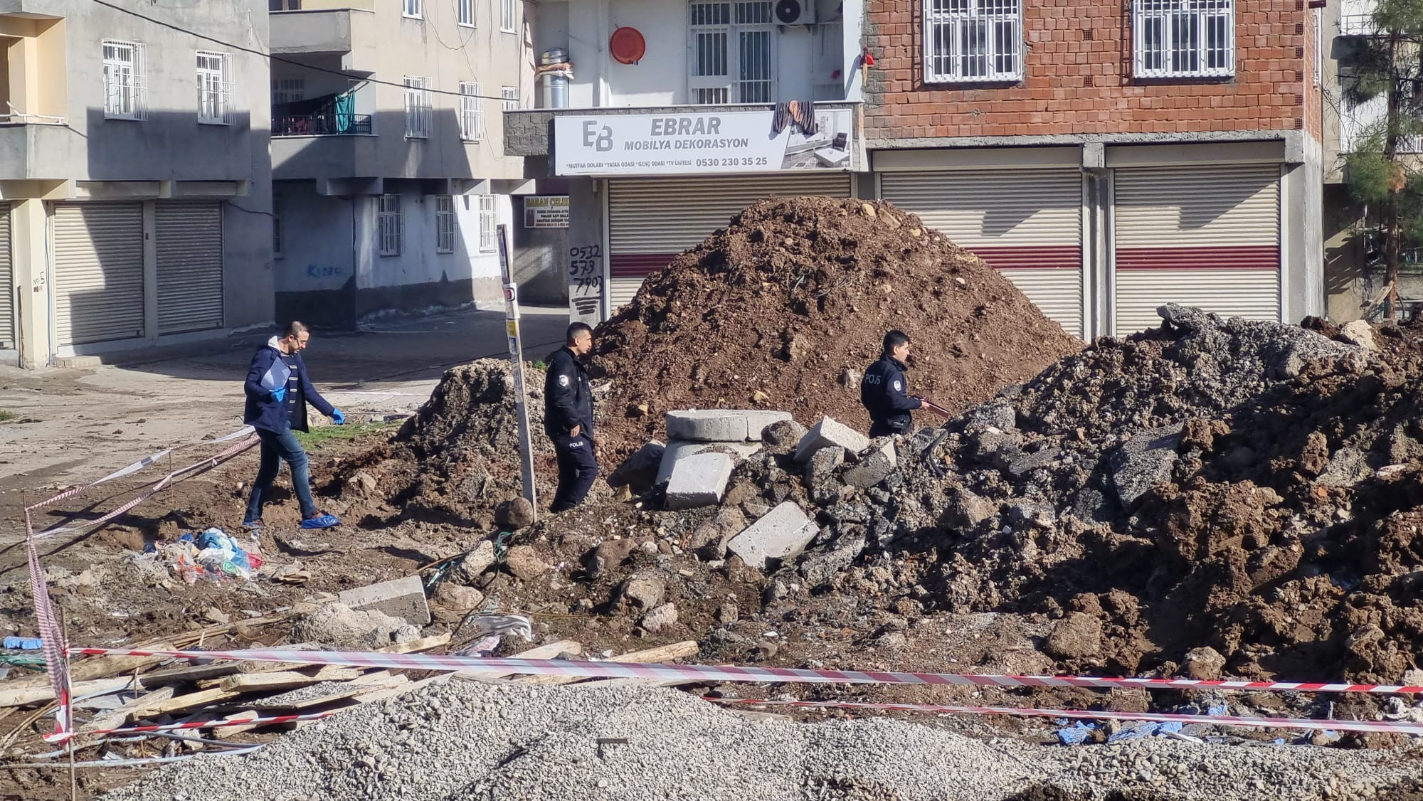 4-metrelik-bos-su-deposuna-bakarken-dusunce-agir-yaralandi-1130-dhaphoto2.jpg