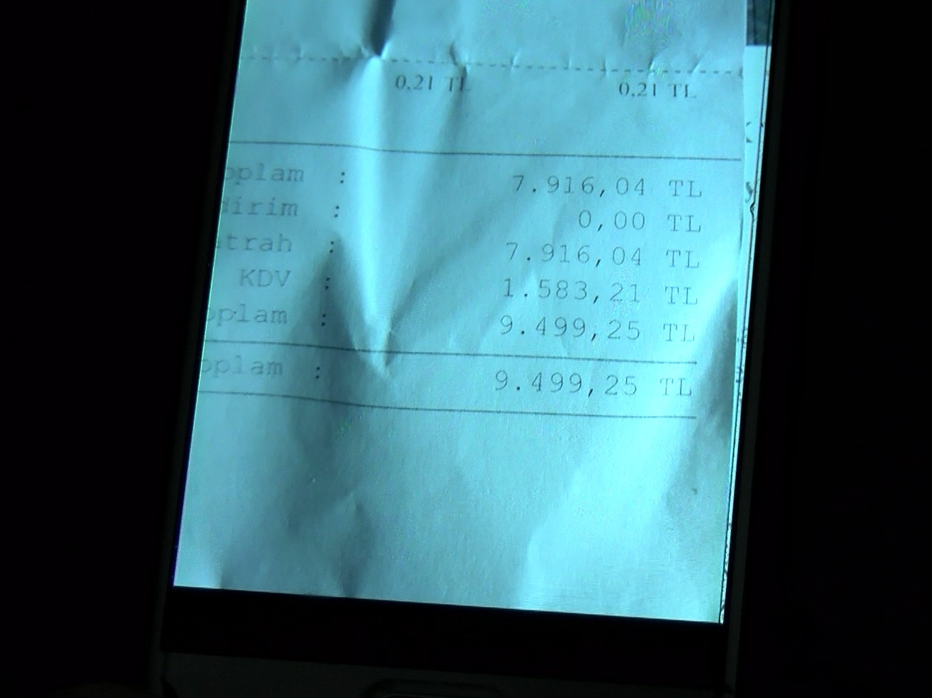 vergisiz-telefon-ve-bilgisayar-almak-isteyen-universite-ogrencilerine-21-kurusluk-poset-uyarisi-6088-dhaphoto3.jpg