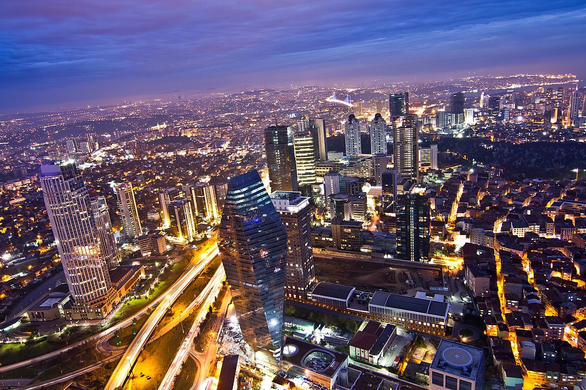 levent-istanbul-at-night.jpg
