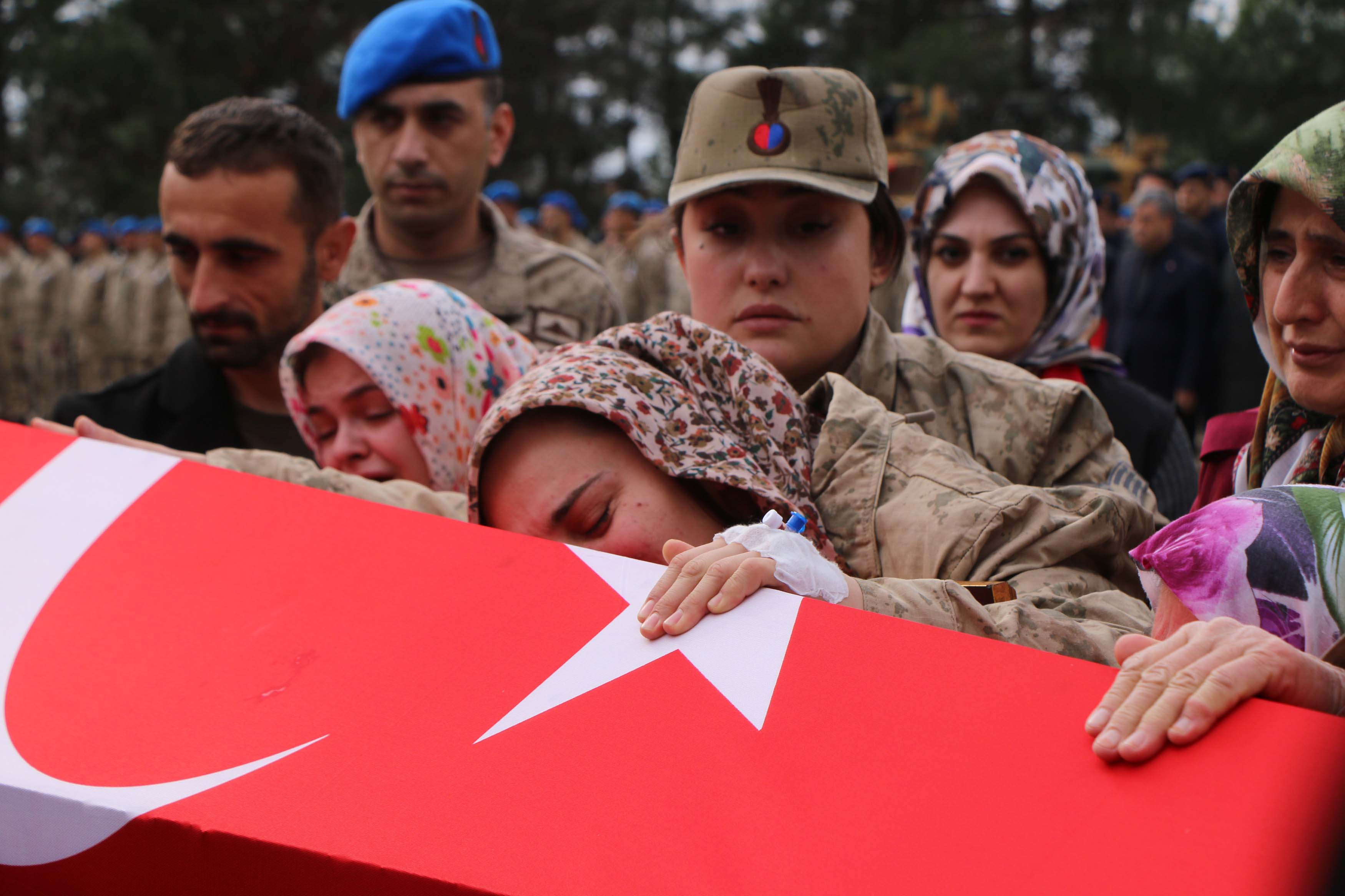 beyin-kanamasi-geciren-uzman-cavus-sehit-oldu-yenicag1.jpg