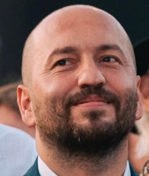 oktay1.jpg