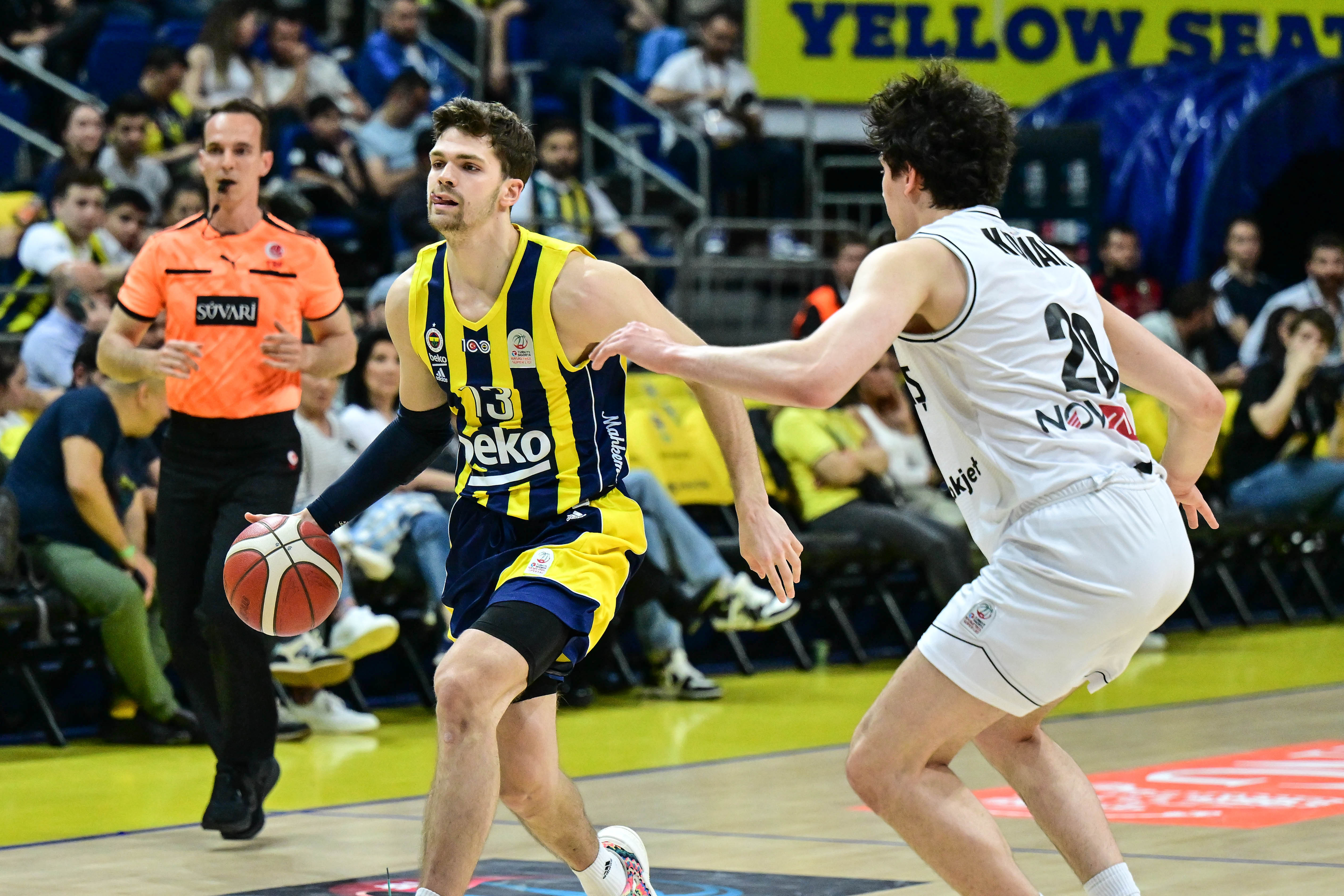 aa-20240418-34305544-34305543-fenerbahce-beko-besiktas-emlakjet.jpg
