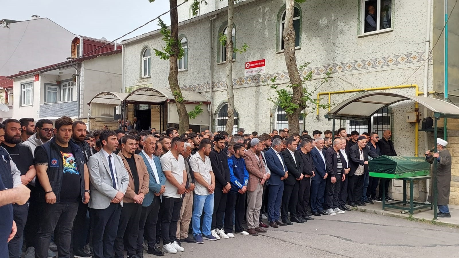 kocaelide-otomobil-ile-motosiklet-carpi-yenicag2.jpg
