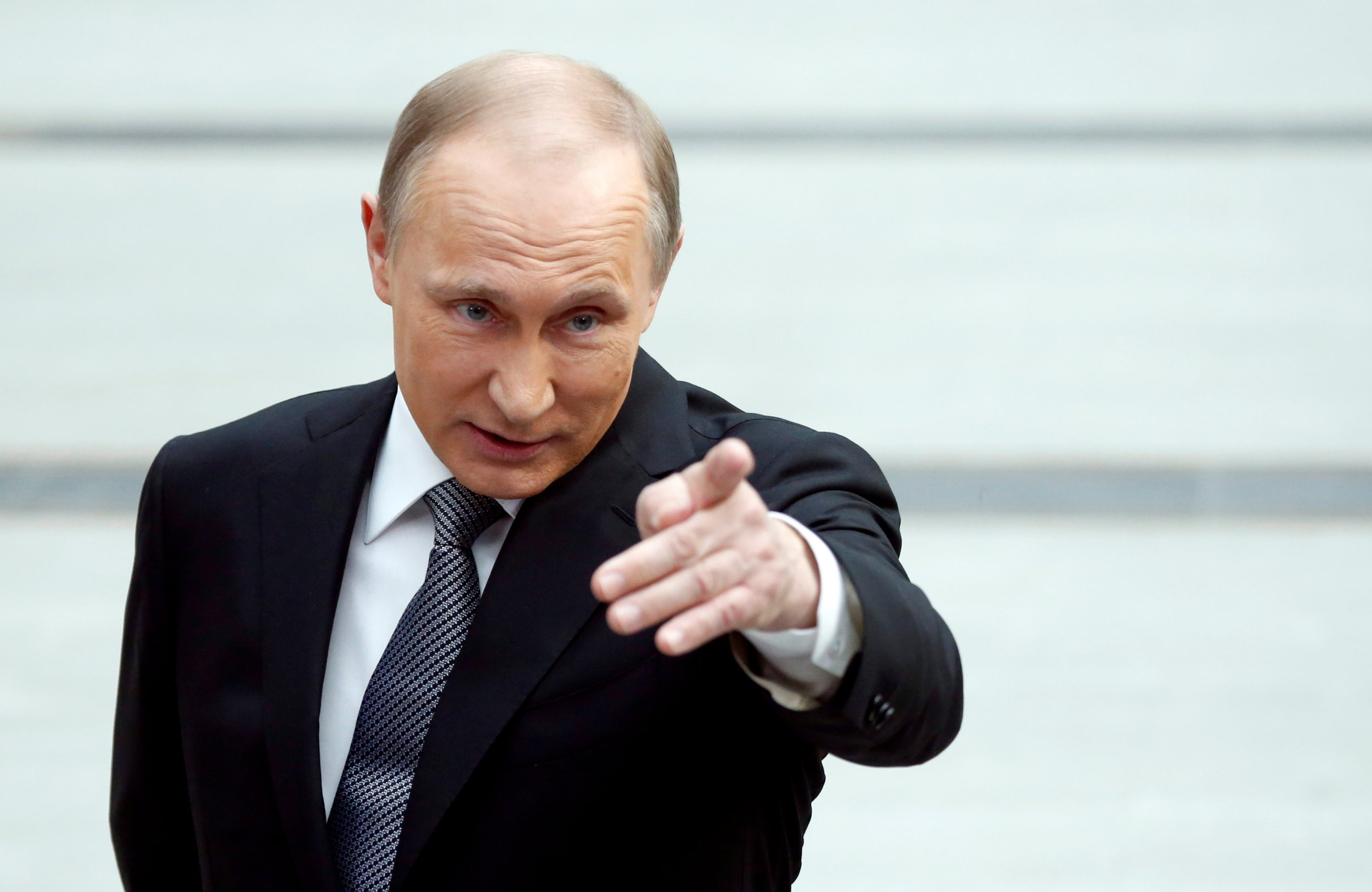 putin-points-camera.jpg
