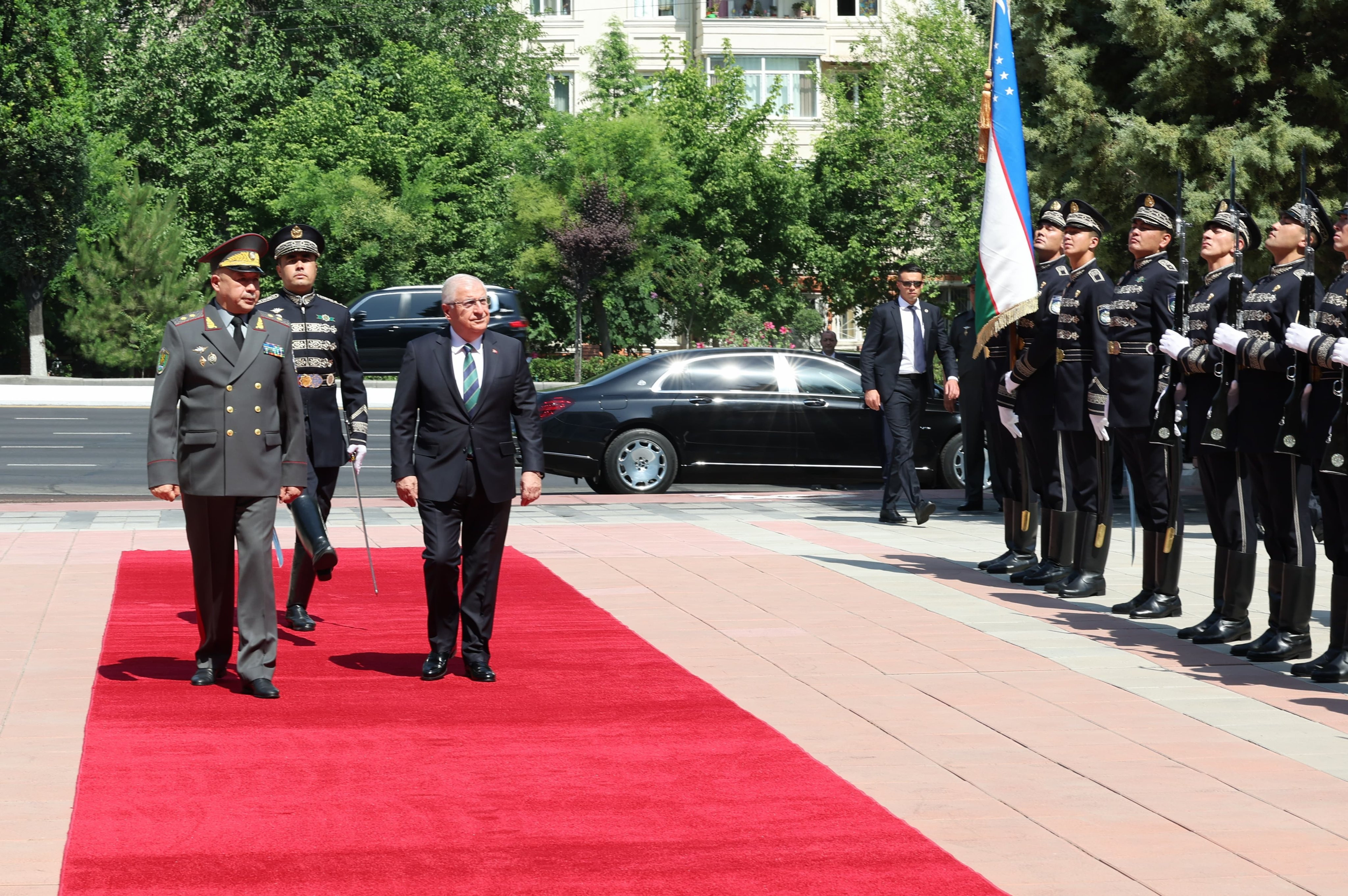 guler-ozbek-mevkidasi-ile-gorustu-yenicag-1.jpg
