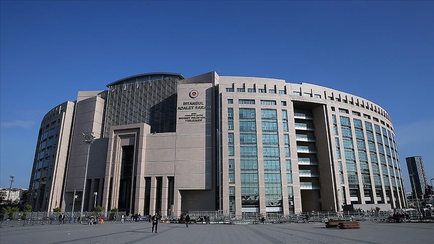 basortusu-nedeniyle-staja-kabul-edilmemisti-okul-mudurune-3-yil-4-ay-hapis-cezasi-yenicag-12.jpg