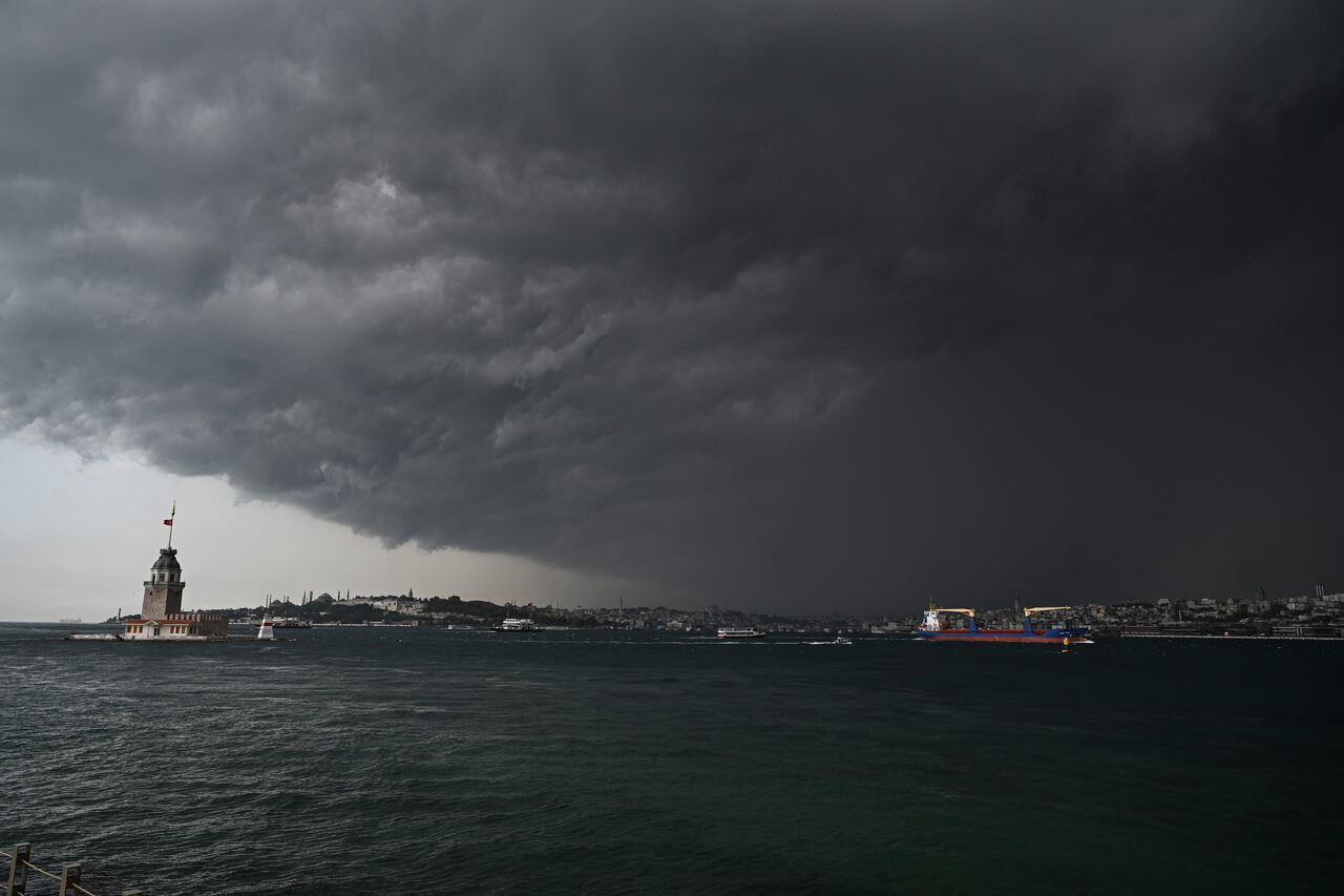 super-hucre-bulutlari-istanbulda-yenicag-8.jpg