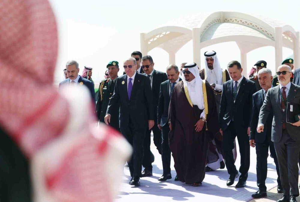 Cumhurbaşkanı Erdoğan Riyad'a ulaştı