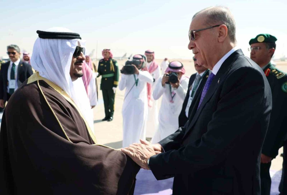 Cumhurbaşkanı Erdoğan Riyad'a ulaştı