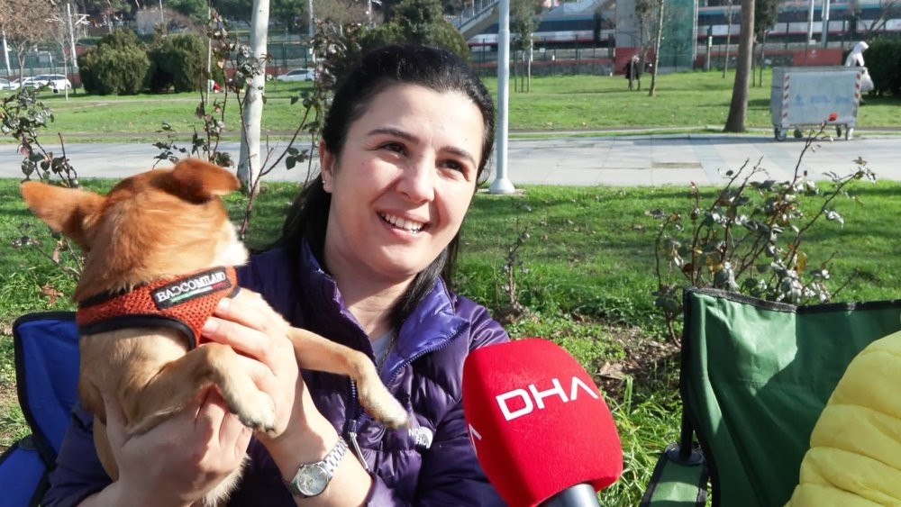 İstanbullular parklara ve meydanlara akın etti