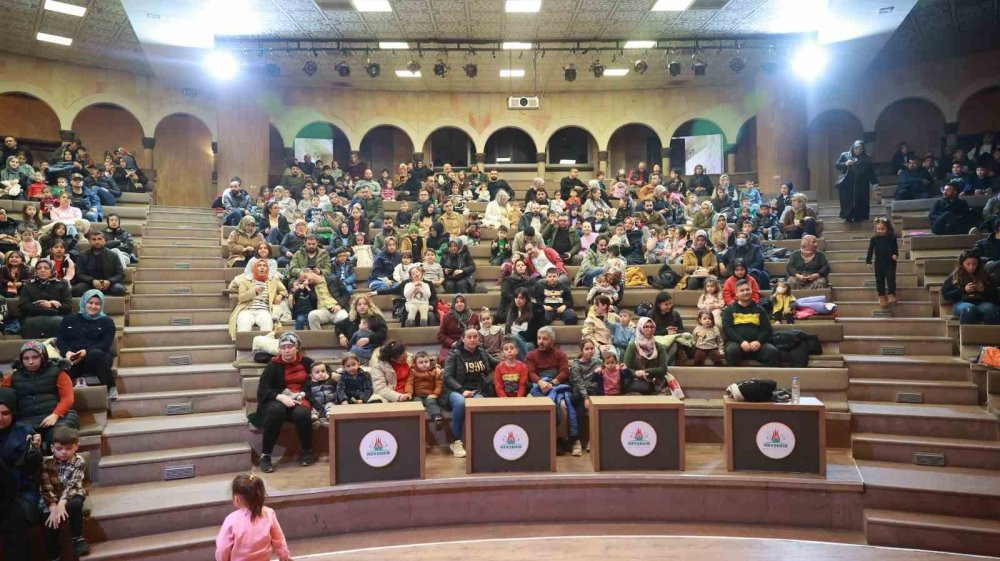 ’Ege ile Gaga’nın Maceraları’ Nevşehir’de
