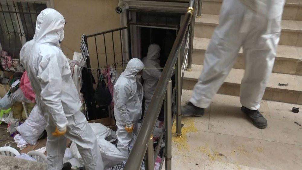 'Horozlu Teyze' icra kararıyla evsiz kaldı