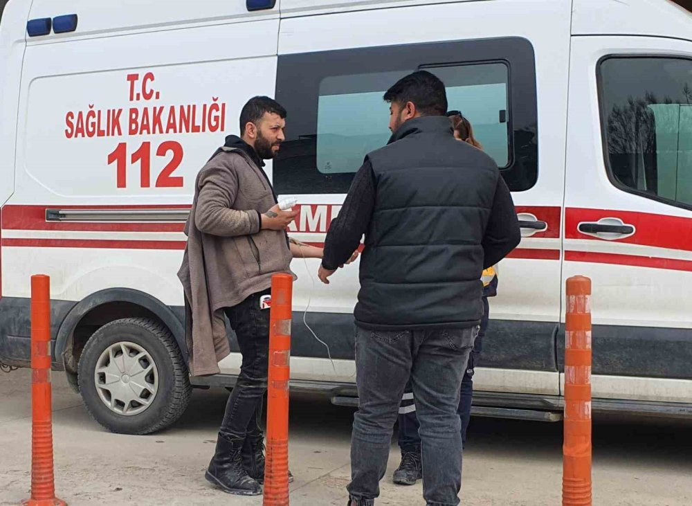 Mobilya işçisi kabusu yaşadı! Elektrikli testere parmağını kopardı
