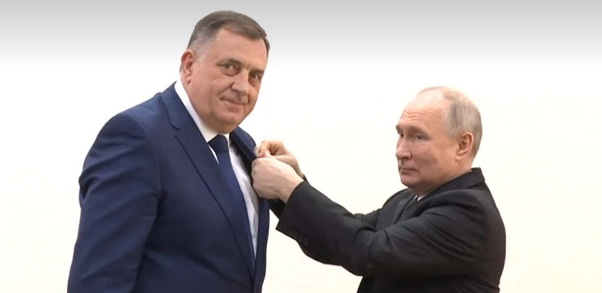 dodik-putin-orden-screenshot.png