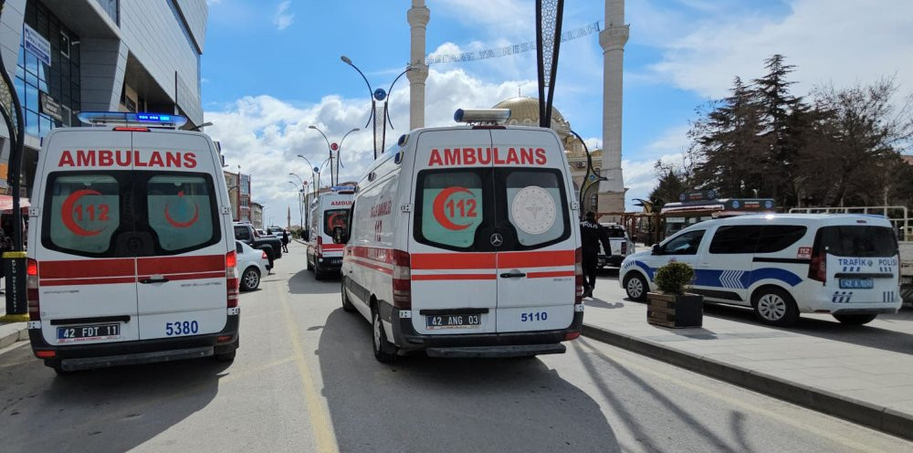 Konya’da kavgada bıçaklar, sopalar, tekmeler ve yumruklar havada uçuştu