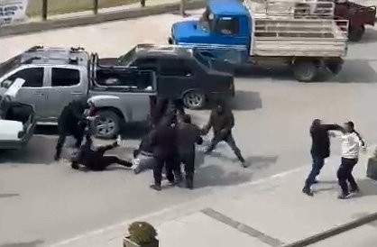 Konya’da kavgada bıçaklar, sopalar, tekmeler ve yumruklar havada uçuştu