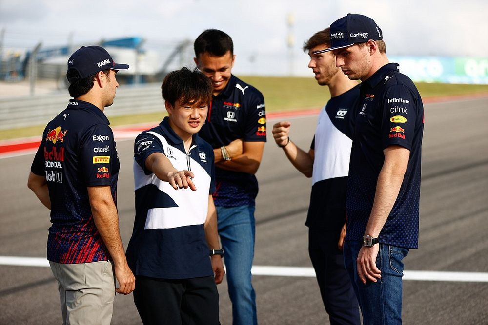 sergio-perez-red-bull-racing-y.jpg