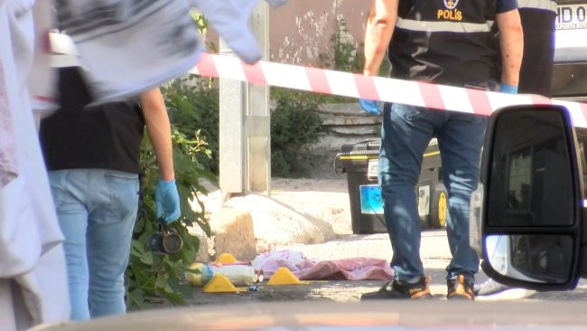 istanbul-beyoglunda-supheli-paket-pol-699861-207194.jpg