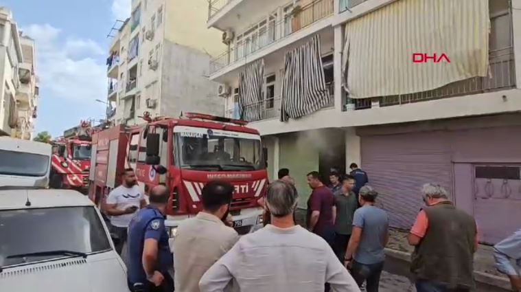 manavgatta-depo-alevlere-teslim-oldu-4-kisi-son-anda-kurtarildi-yenicag-2.jpg
