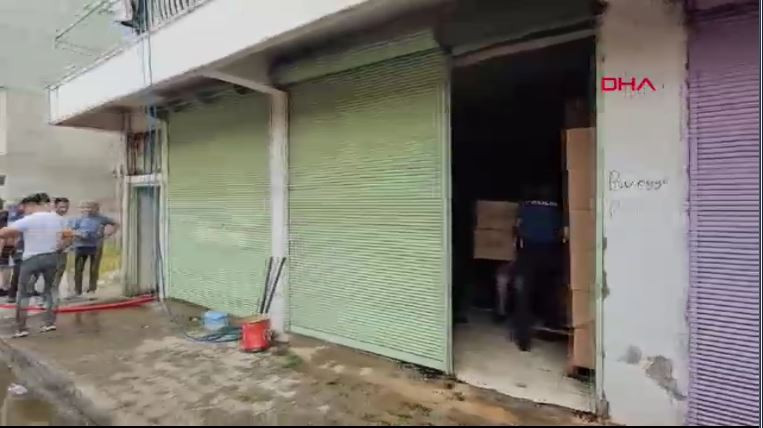 manavgatta-depo-alevlere-teslim-oldu-4-kisi-son-anda-kurtarildi-yenicag-3.jpg