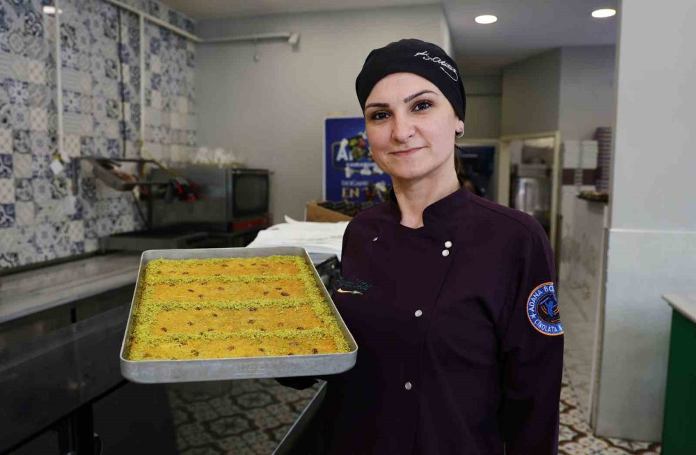 Bayram öncesi dikkat! Baklava diye ıspanak yemeyin...