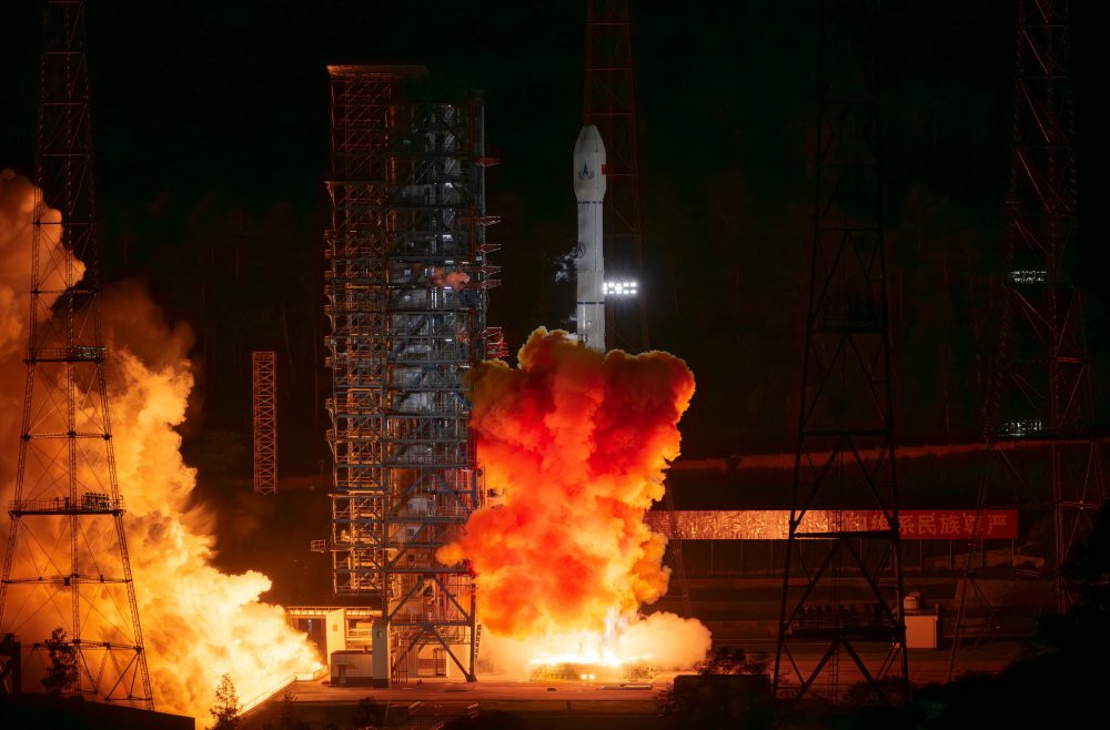 Uzayda yeni keşif: Çin’in Tianwen-2’si asteroit avına çıktı!