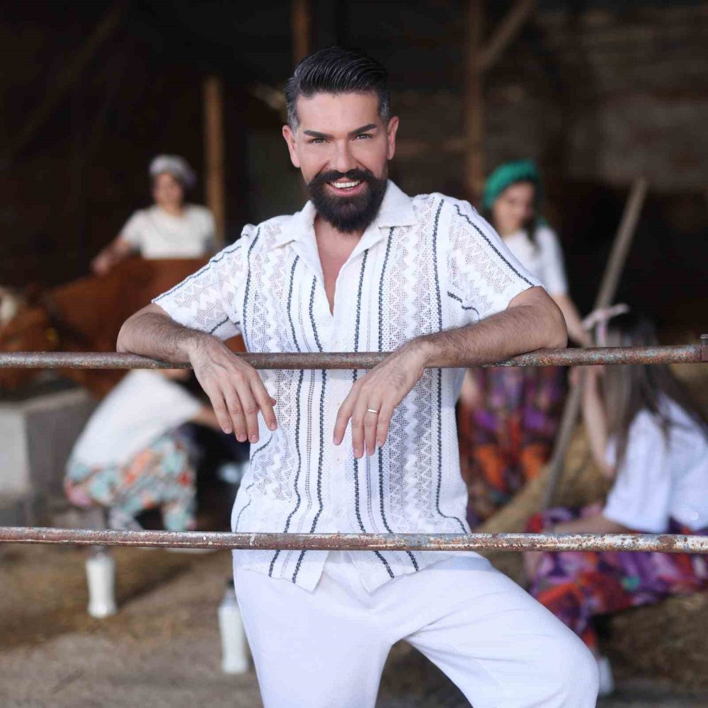 Mehmet Çevik’ten yazın bombası: "lingo lingo şişeler"