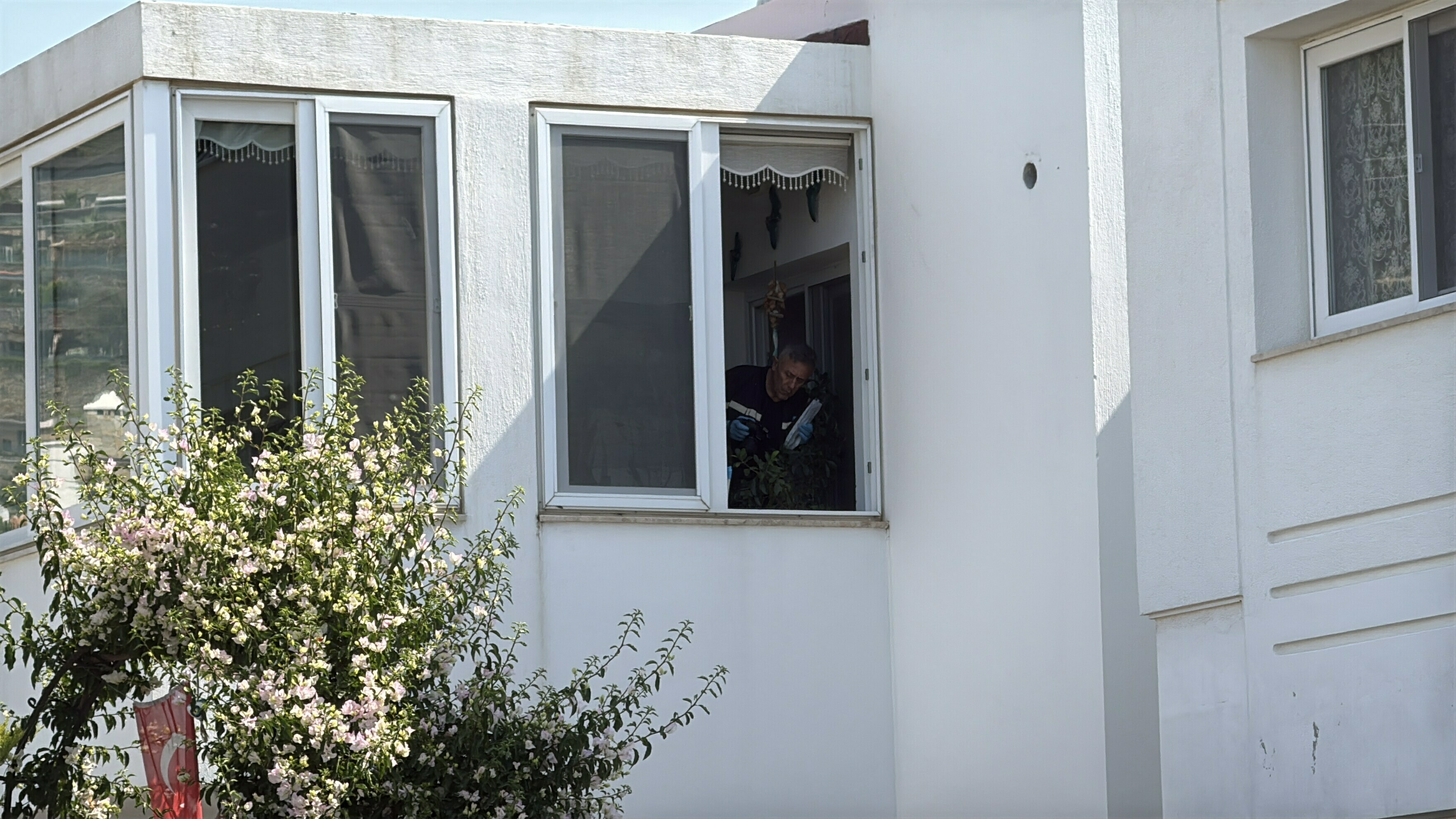 bodrumda-catidan-dusen-emekli-polis-yas-759646-224198.jpg