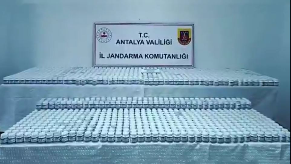torbacilara-dev-operasyon-yerlikaya-antalyanin-rontgeni-cekildi-diyerek-duyurdu-104-kisi-tutuklandi-yenicag-12.jpg