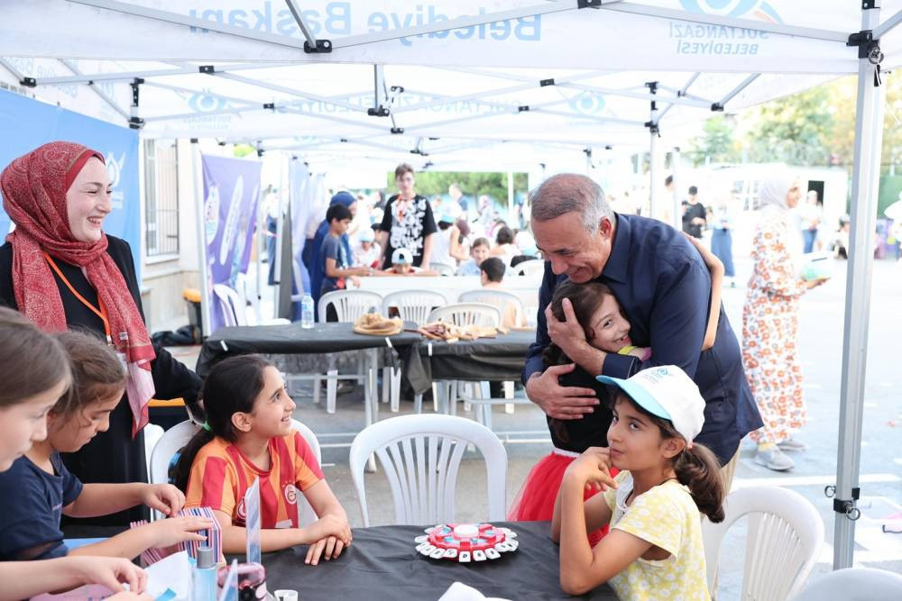 Bilim firarda ile çocuklar eğlenerek öğreniyor!
