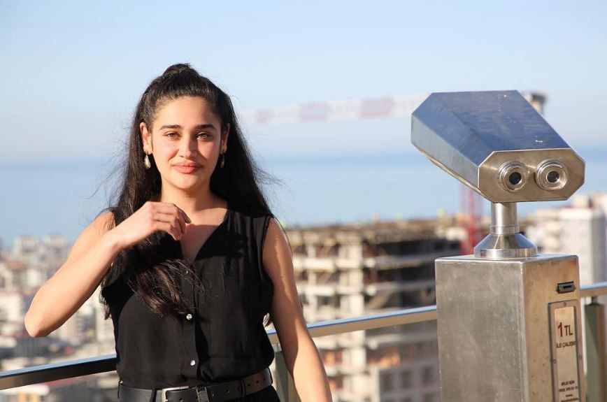 cocuk-gelin-rolu-gercek-oldu-meltem-miraloglu-kabus-dolu-gunleri-anlatti-yenicag-18.jpg