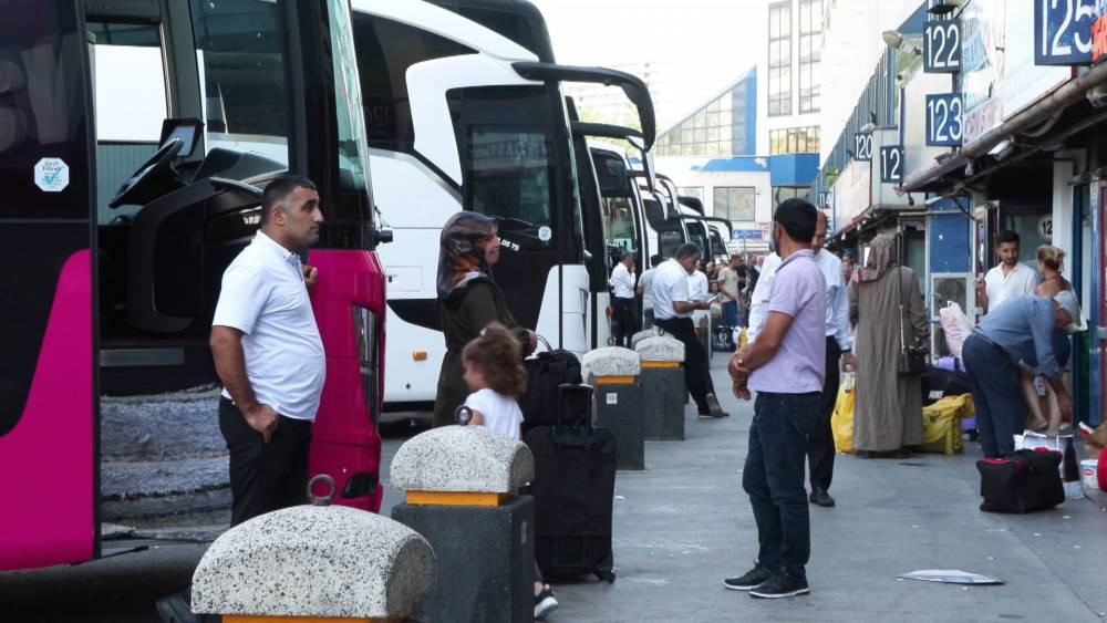 İstanbul Otogarı’nda hareketlilik! Bir hafta sürecek
