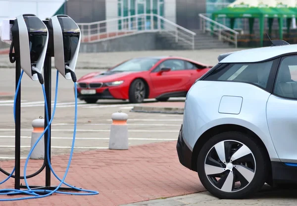 depositphotos-170887488-stock-photo-parking-for-charging-an-electric.jpg